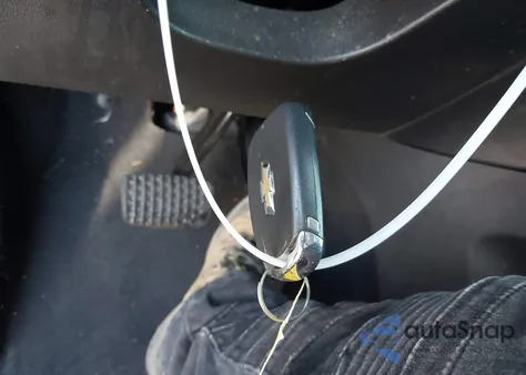 2021 Chevrolet Equinox Ls z USA, uszkodzony, nr VIN 3GNAXHEV2MS149406